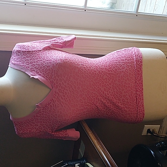 Sheer pink leopard shirt - Picture 1 of 5